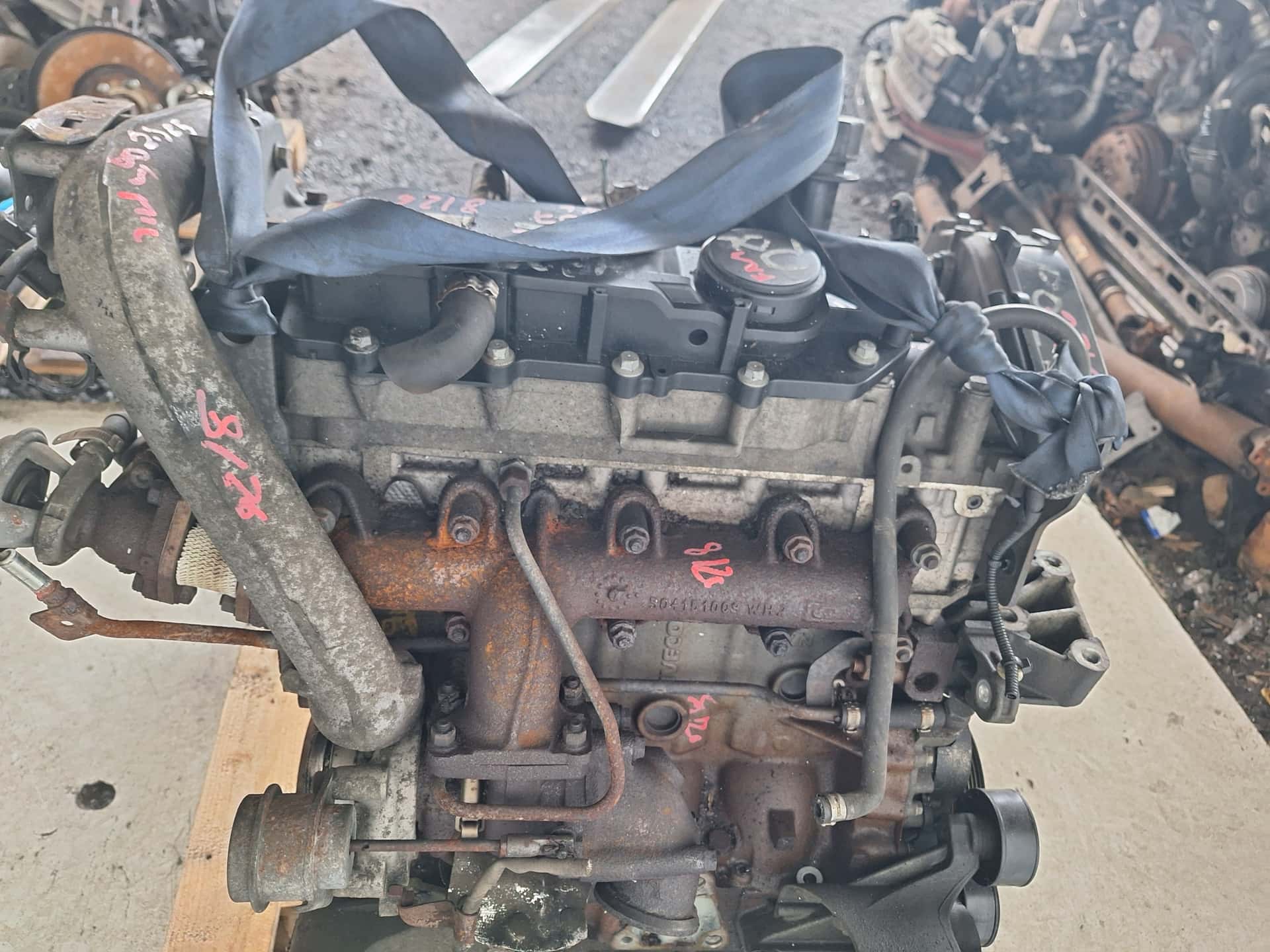 Moteur F1AE0481D vue 7