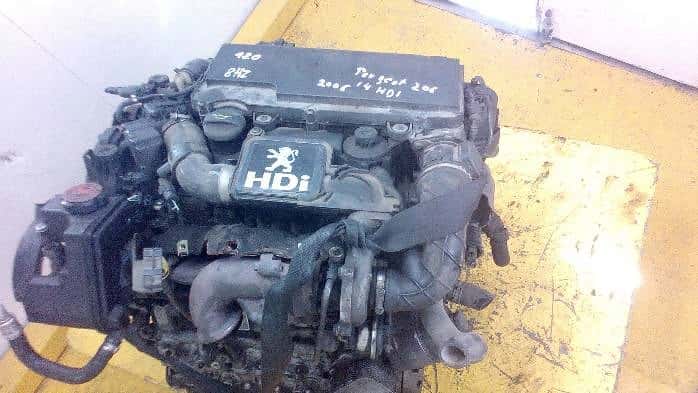 Moteur 8HZ (DV4TD) vue 3