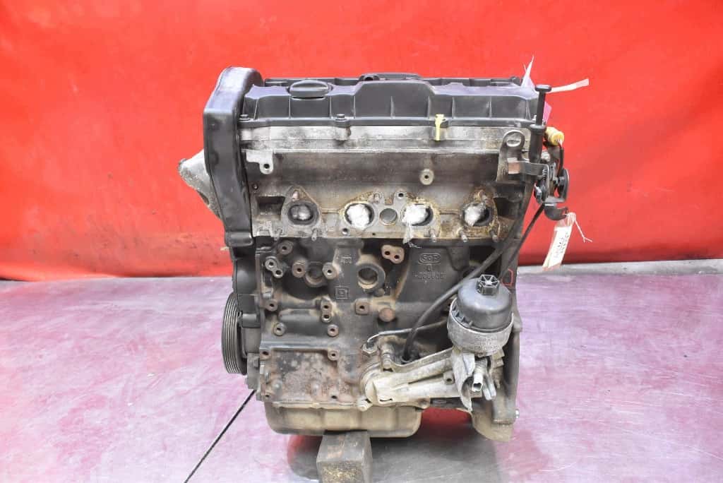 Moteur NFR (TU5JP4B) vue 9