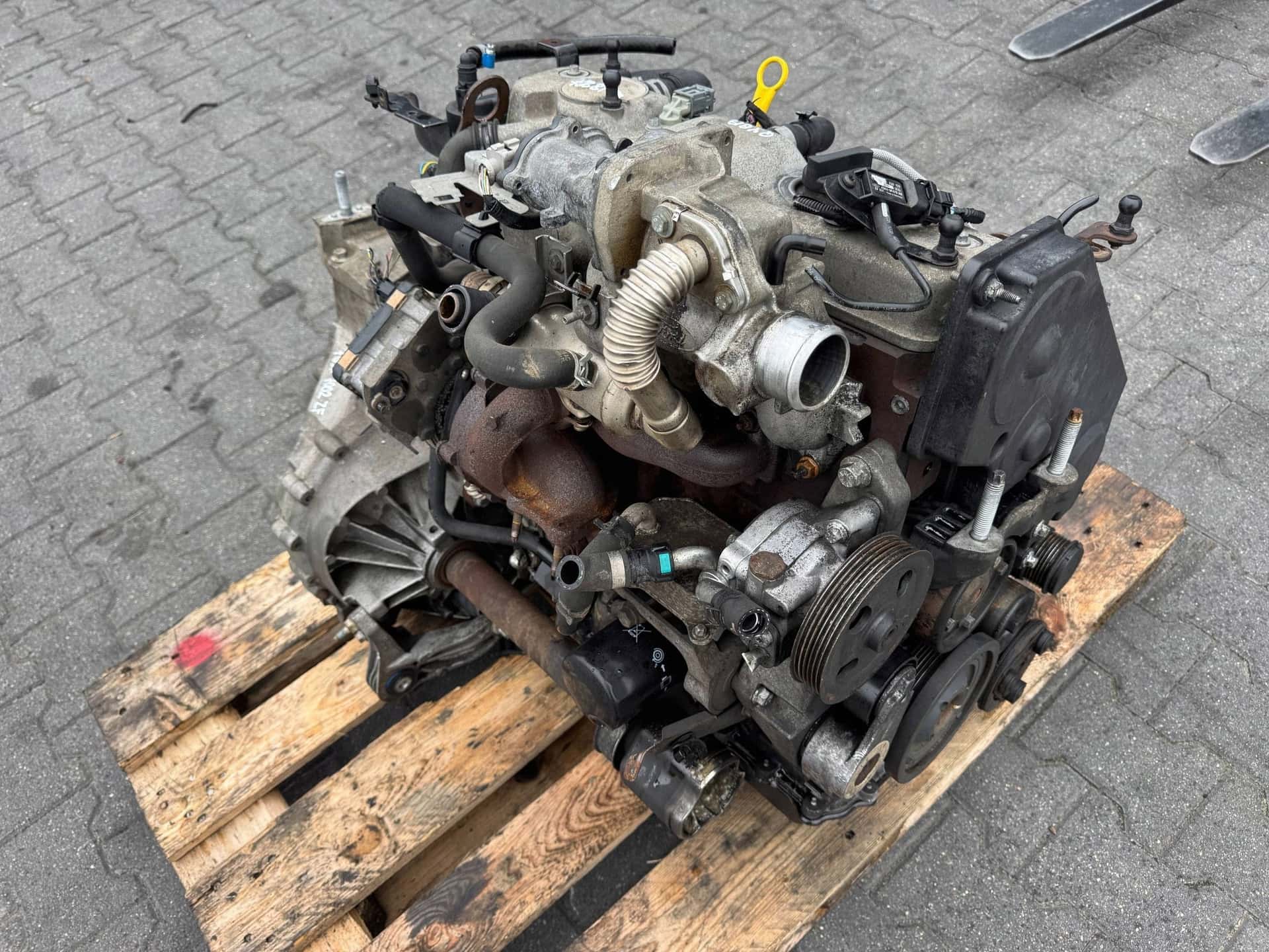 Moteur D4EB vue 13