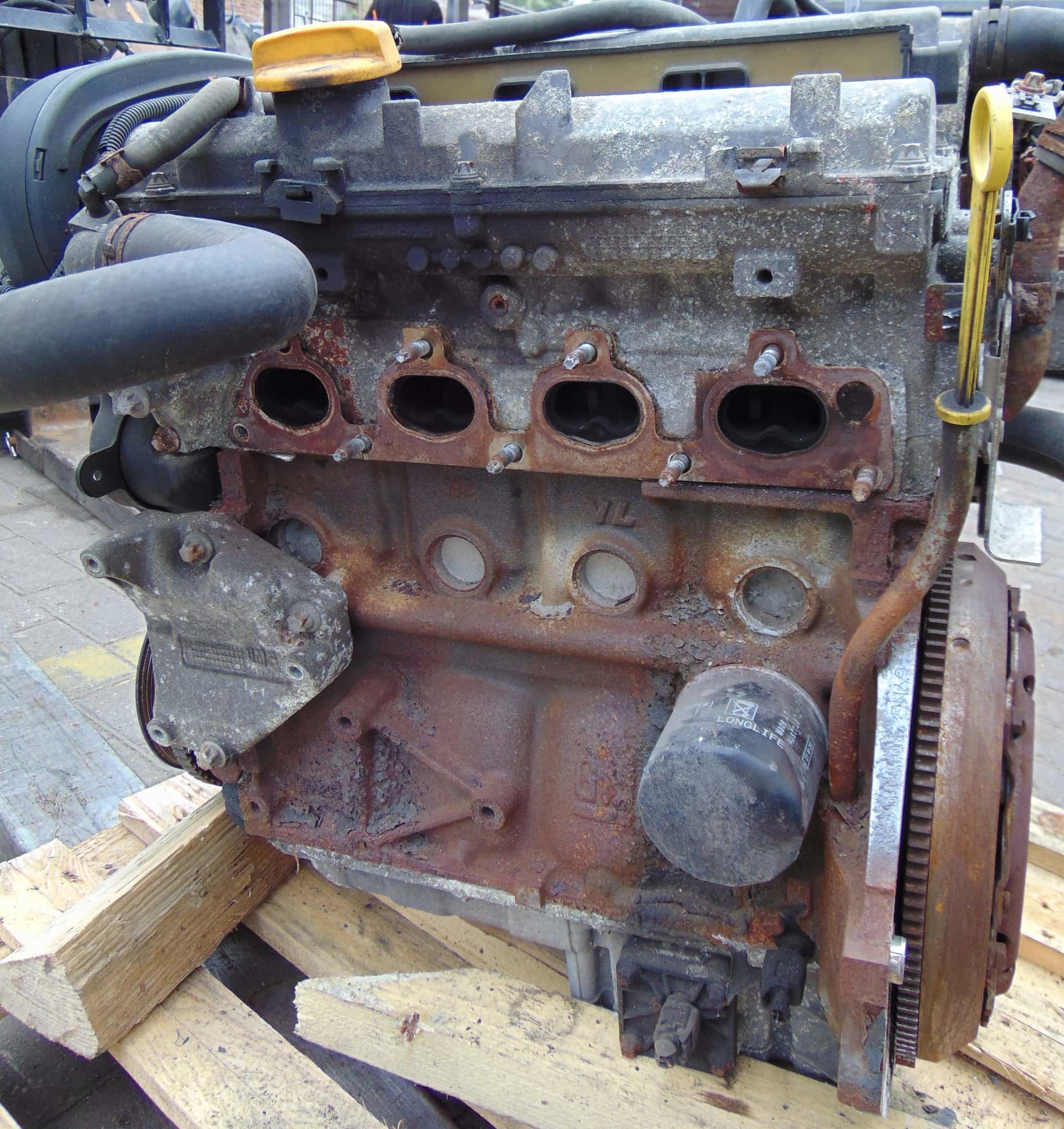 Moteur Z 16 YNG vue 3