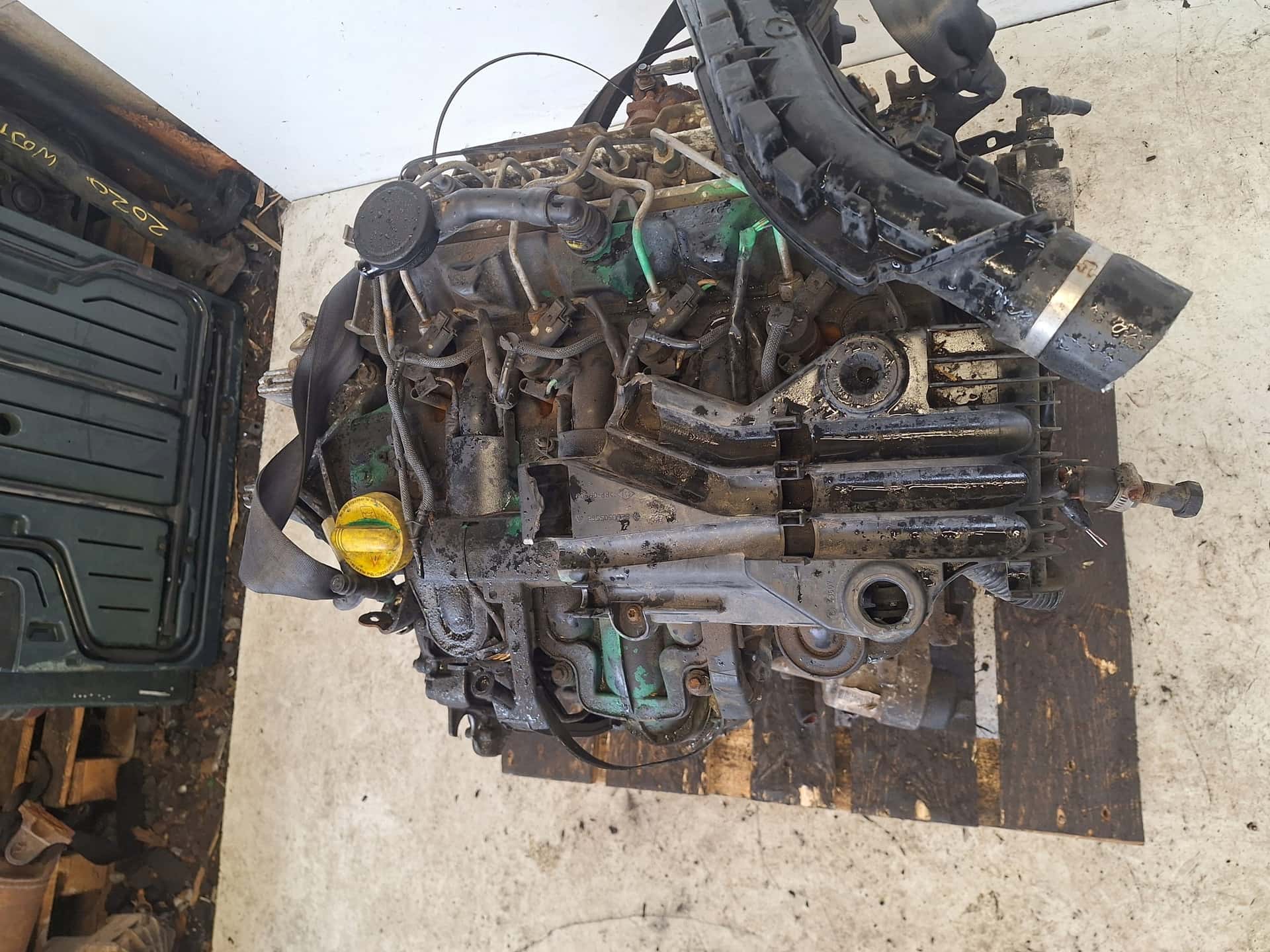Moteur G9U 632 vue 5