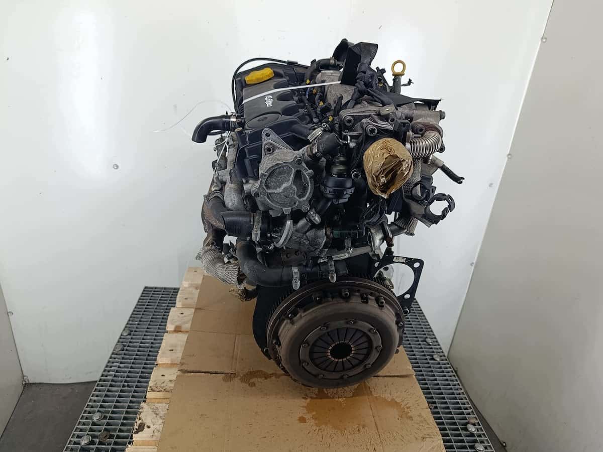 Moteur 198 A8.000 vue 2