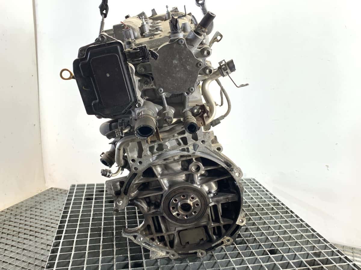 Moteur 2ZR-FAE vue 2