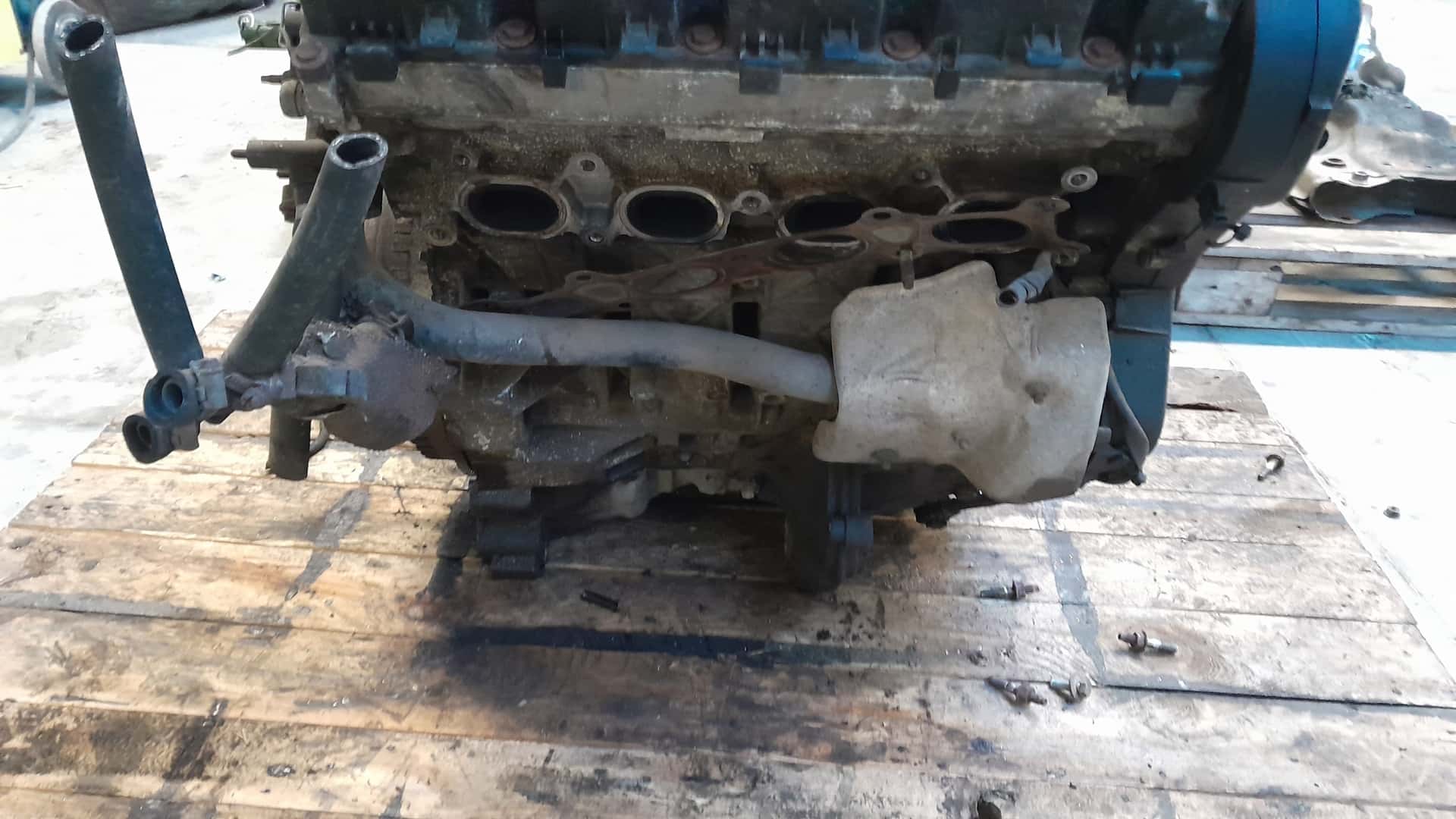 Moteur RFJ (EW10A) vue 2