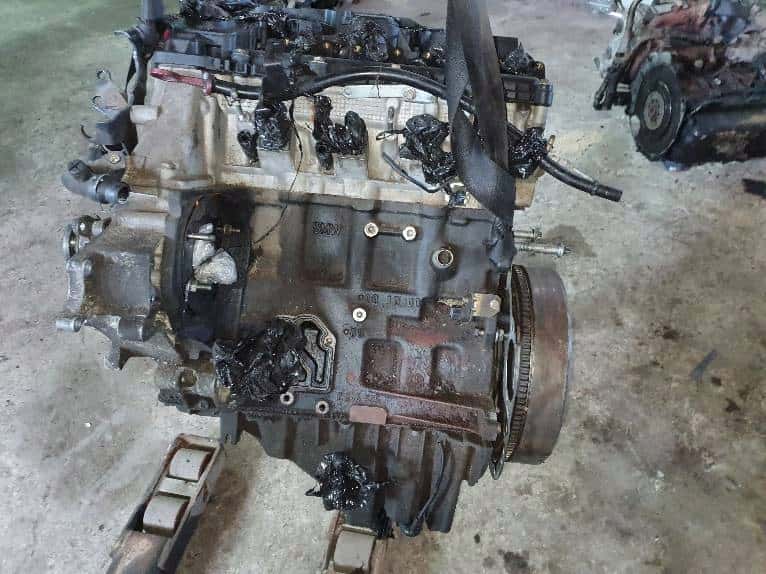 Moteur M47 D20 (204D1) vue 3