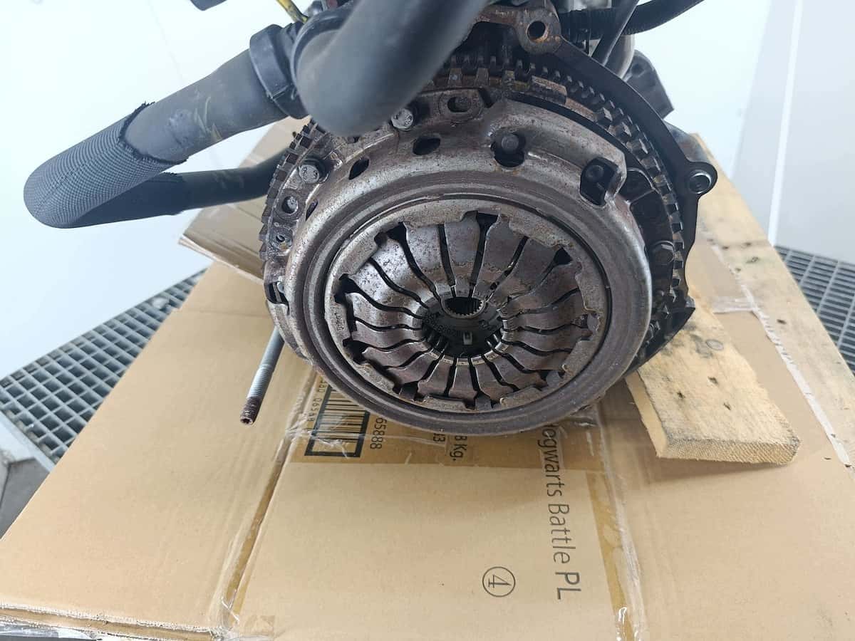 Moteur D4F 786 vue 3