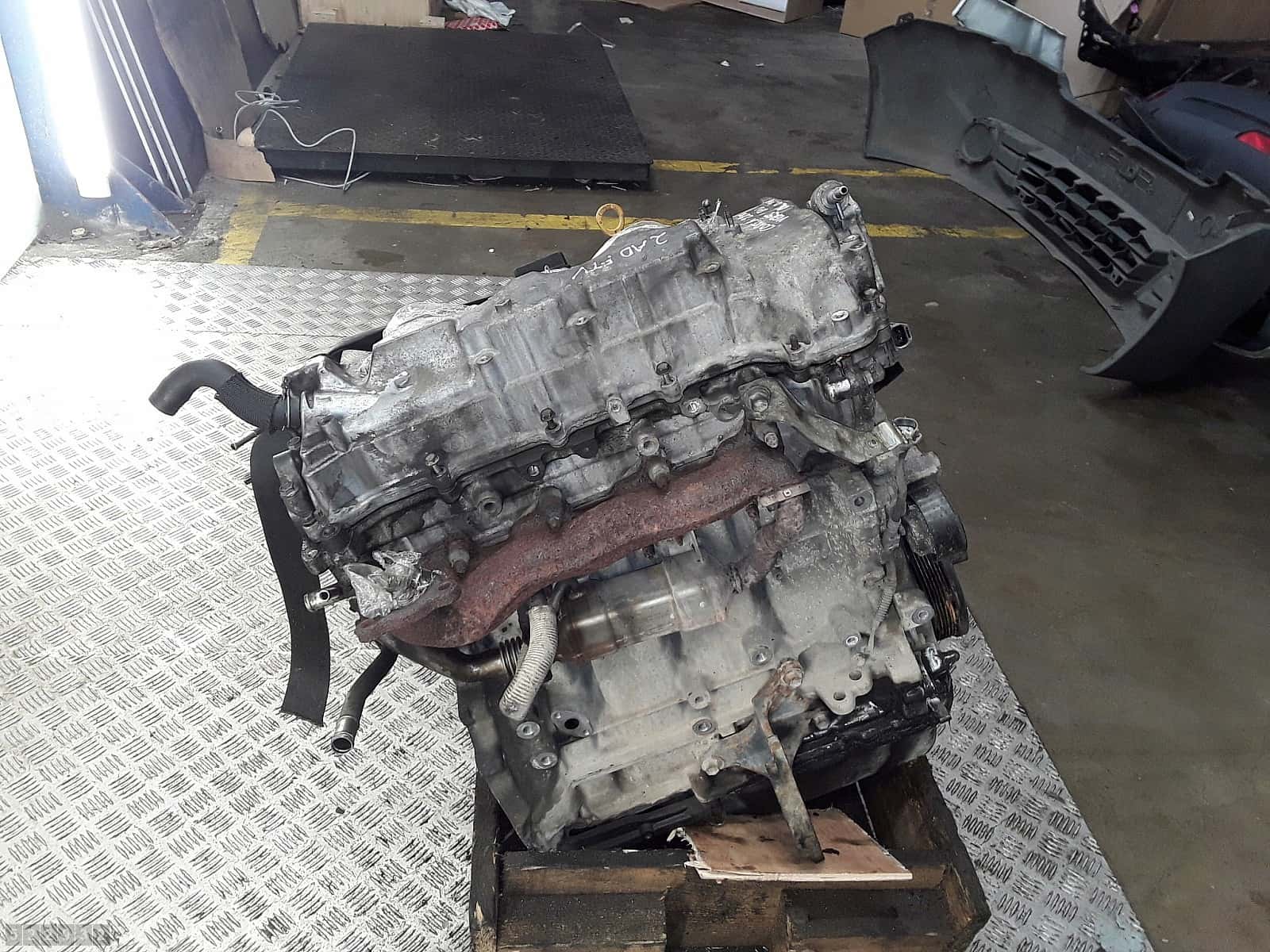 Moteur 2AD-FTV vue 4