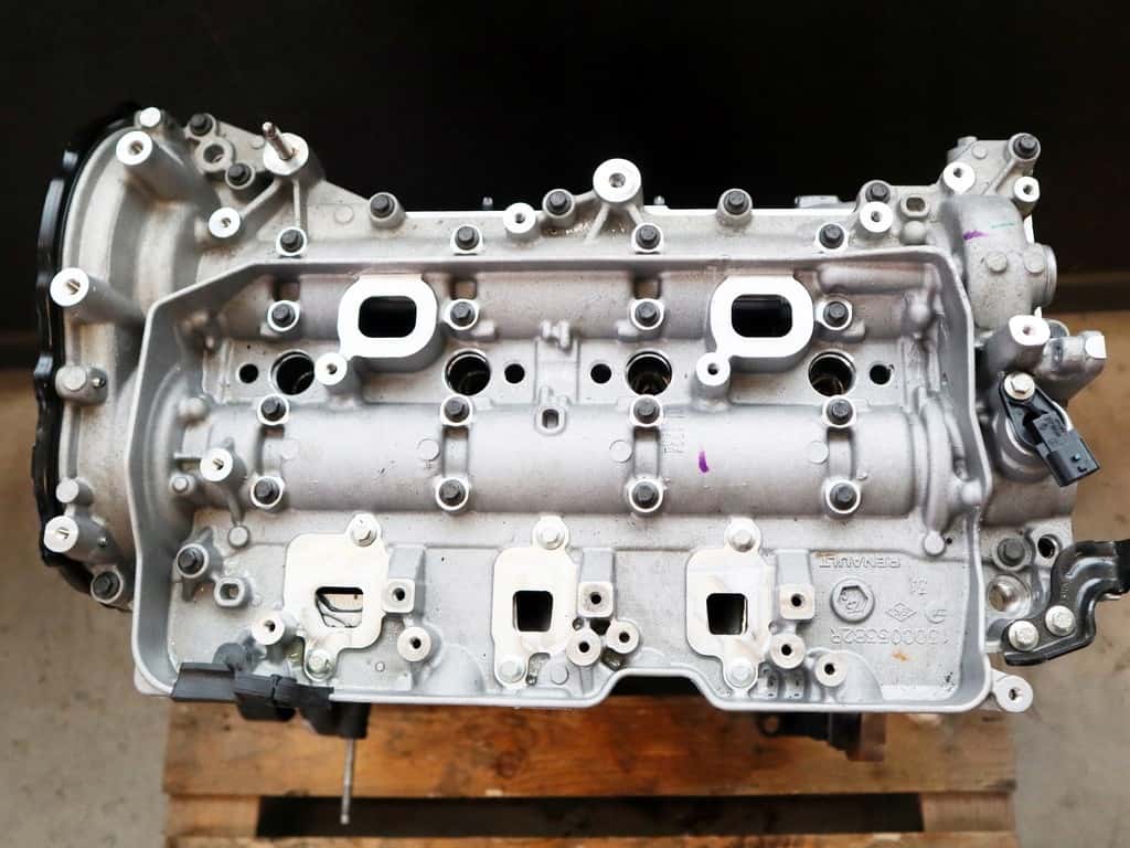 Moteur M9R717 vue 2