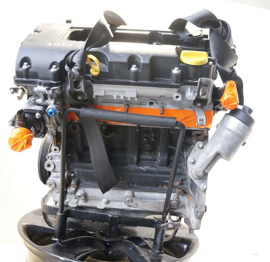 Moteur A 12 XER vue 3