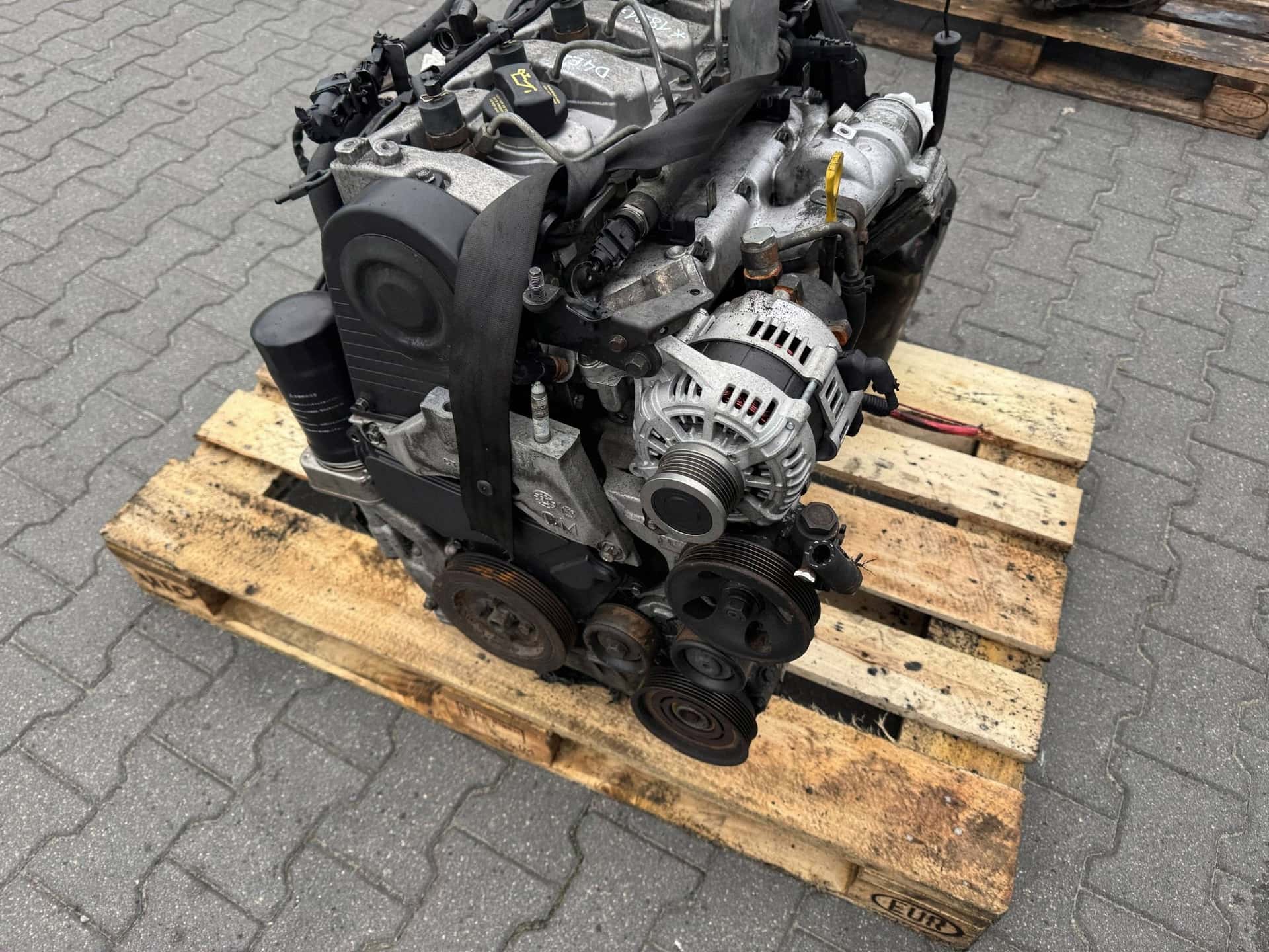 Moteur D4EB vue 6