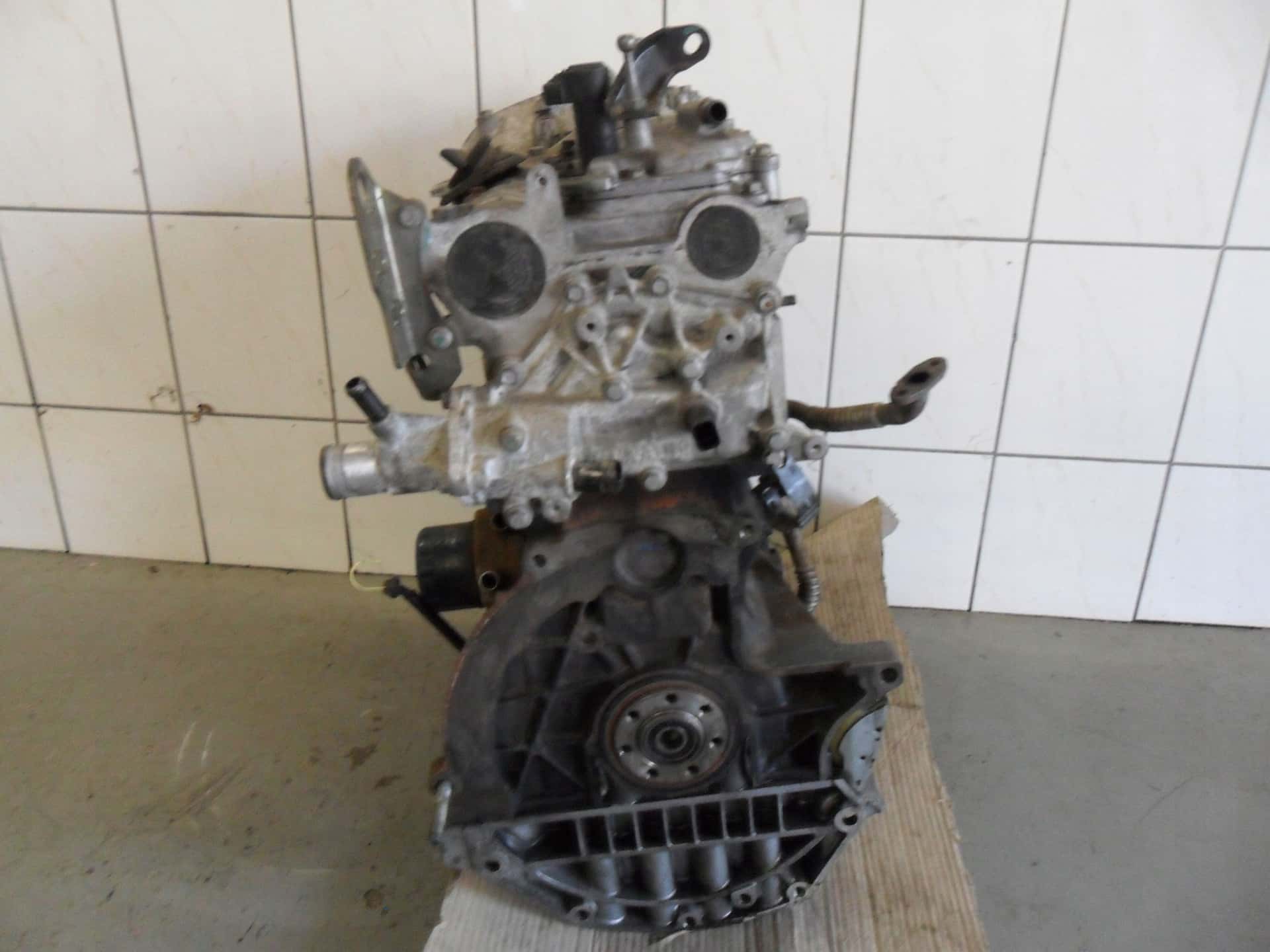 Moteur F4R 792 vue 2
