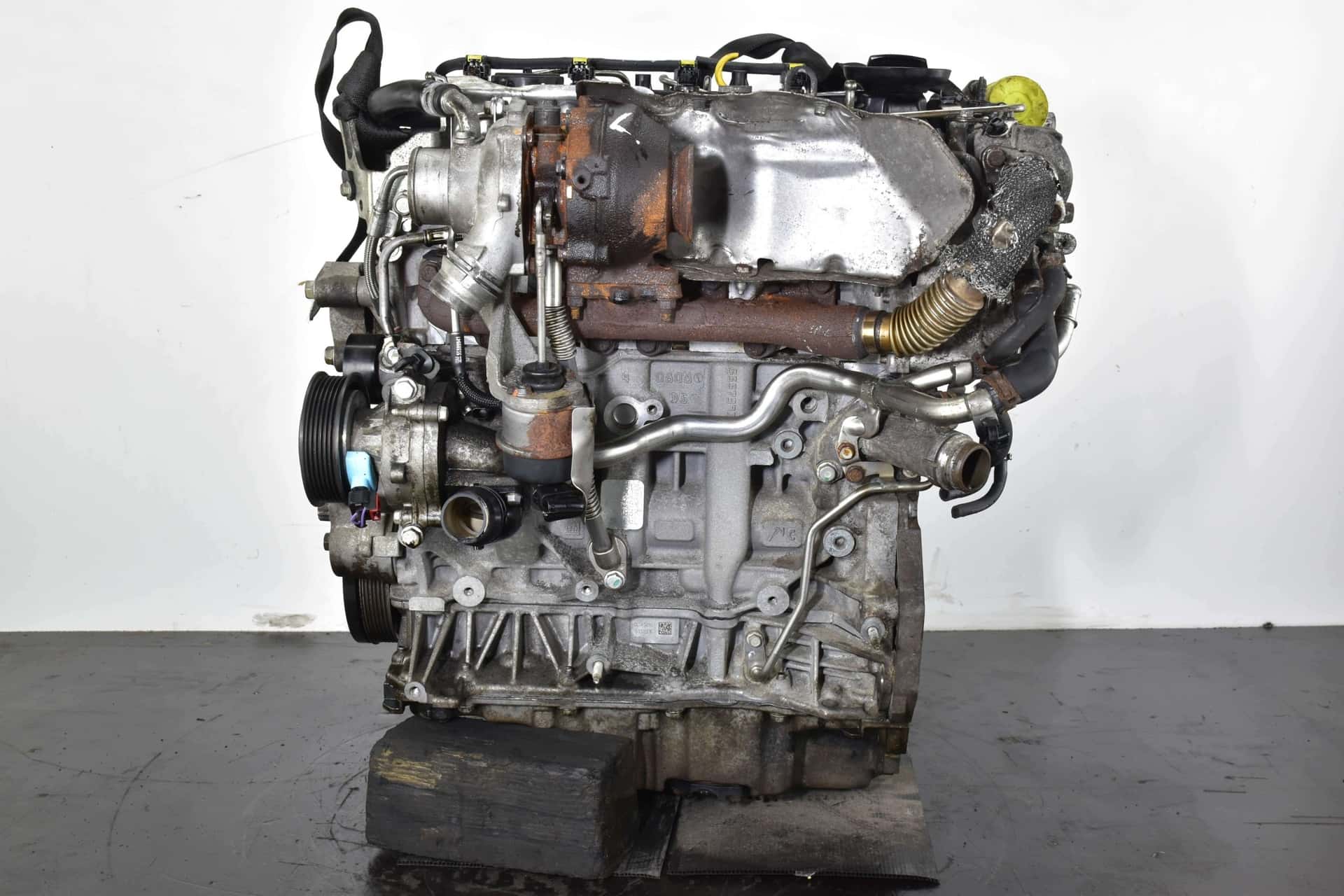 Moteur B 16 DTH vue 3