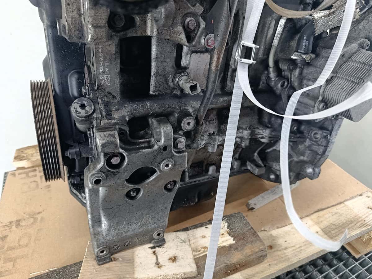 Moteur Y601 vue 6