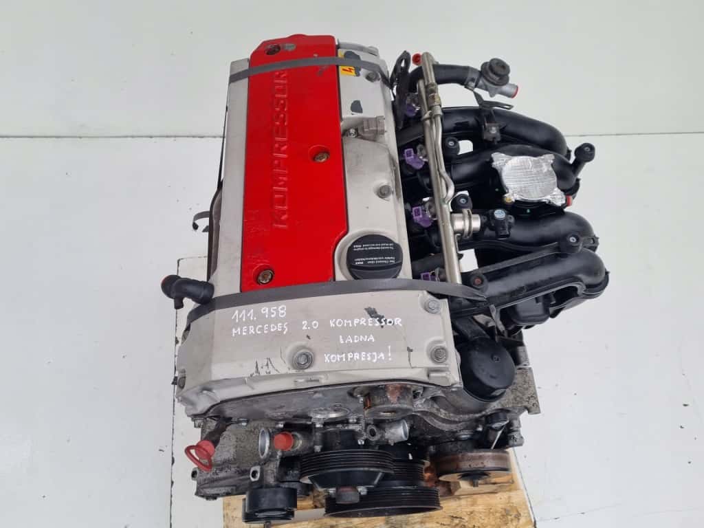 Moteur M 111.956 vue 3