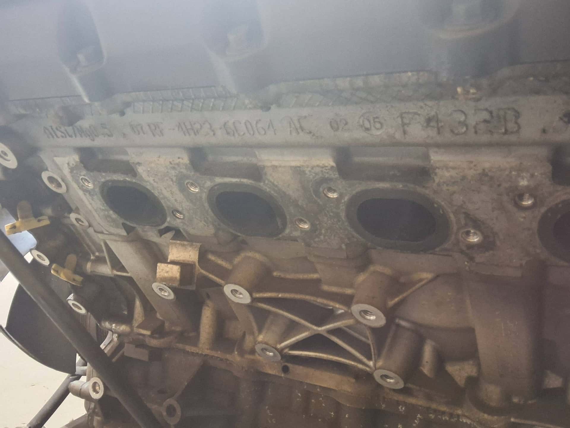 Moteur 428PS(AJV8) vue 16