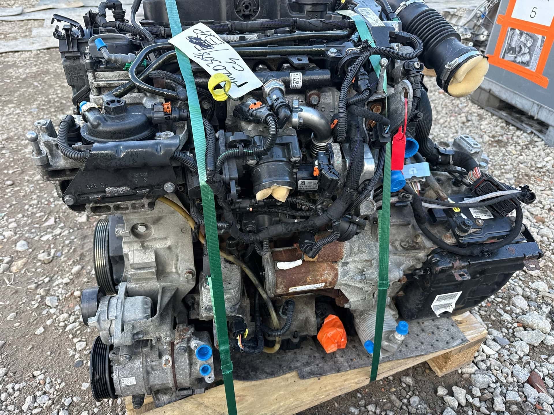 Moteur AHX (DW10FD) vue 4