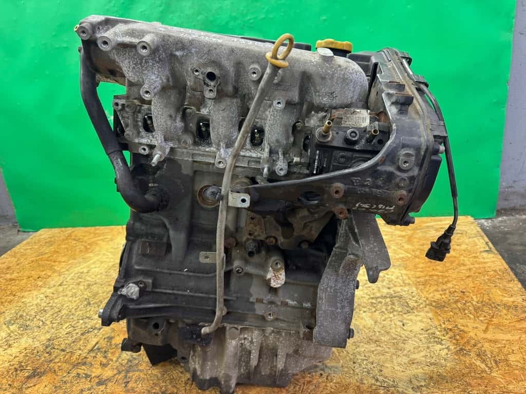 Moteur 192 B5.000 vue 2
