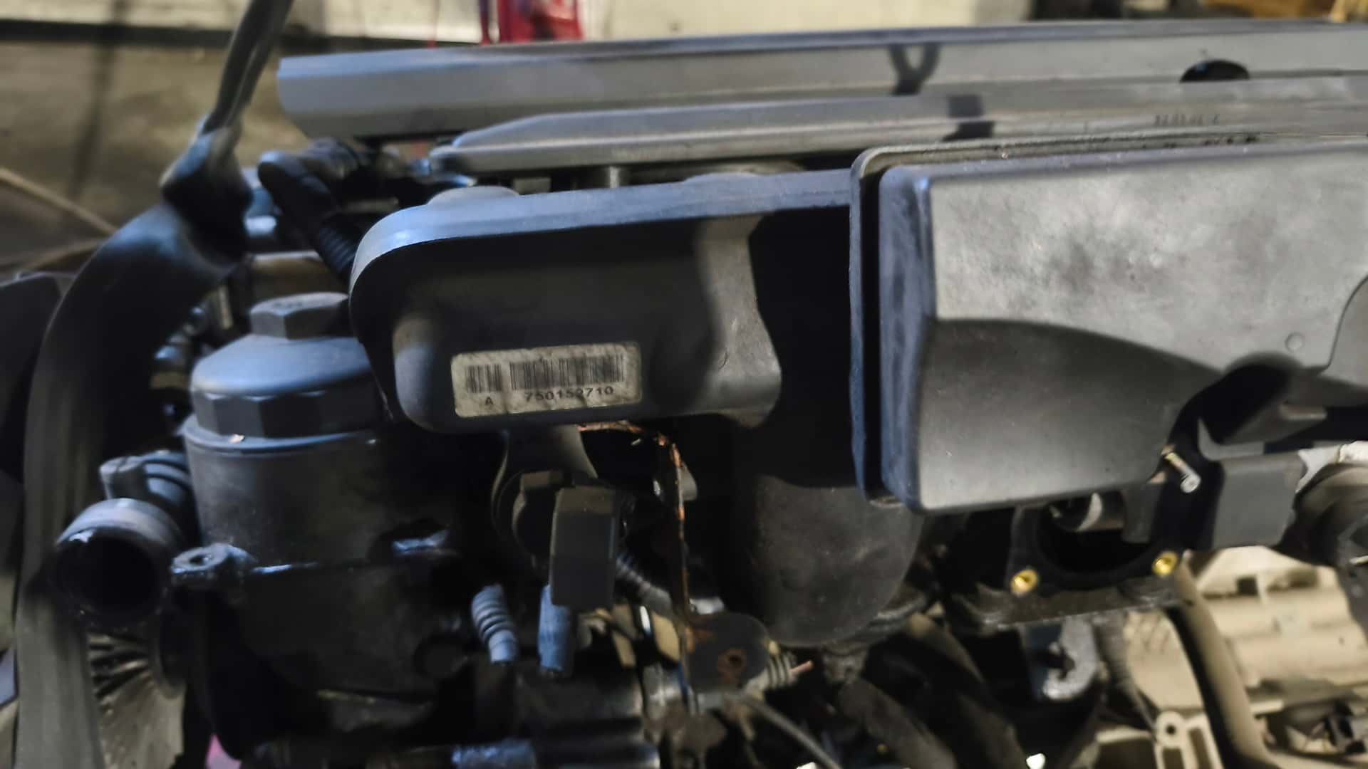 Moteur M54 B22 (226S1) vue 3