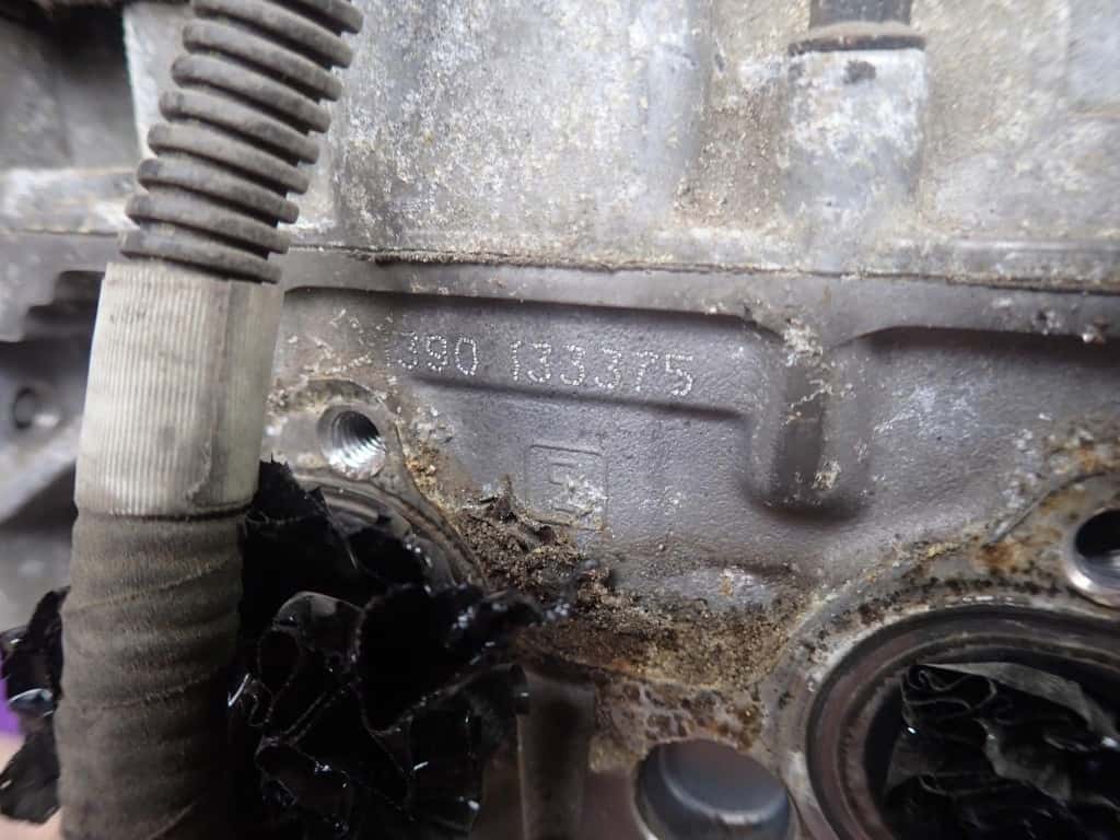 Moteur 9HL (DV6C) vue 5
