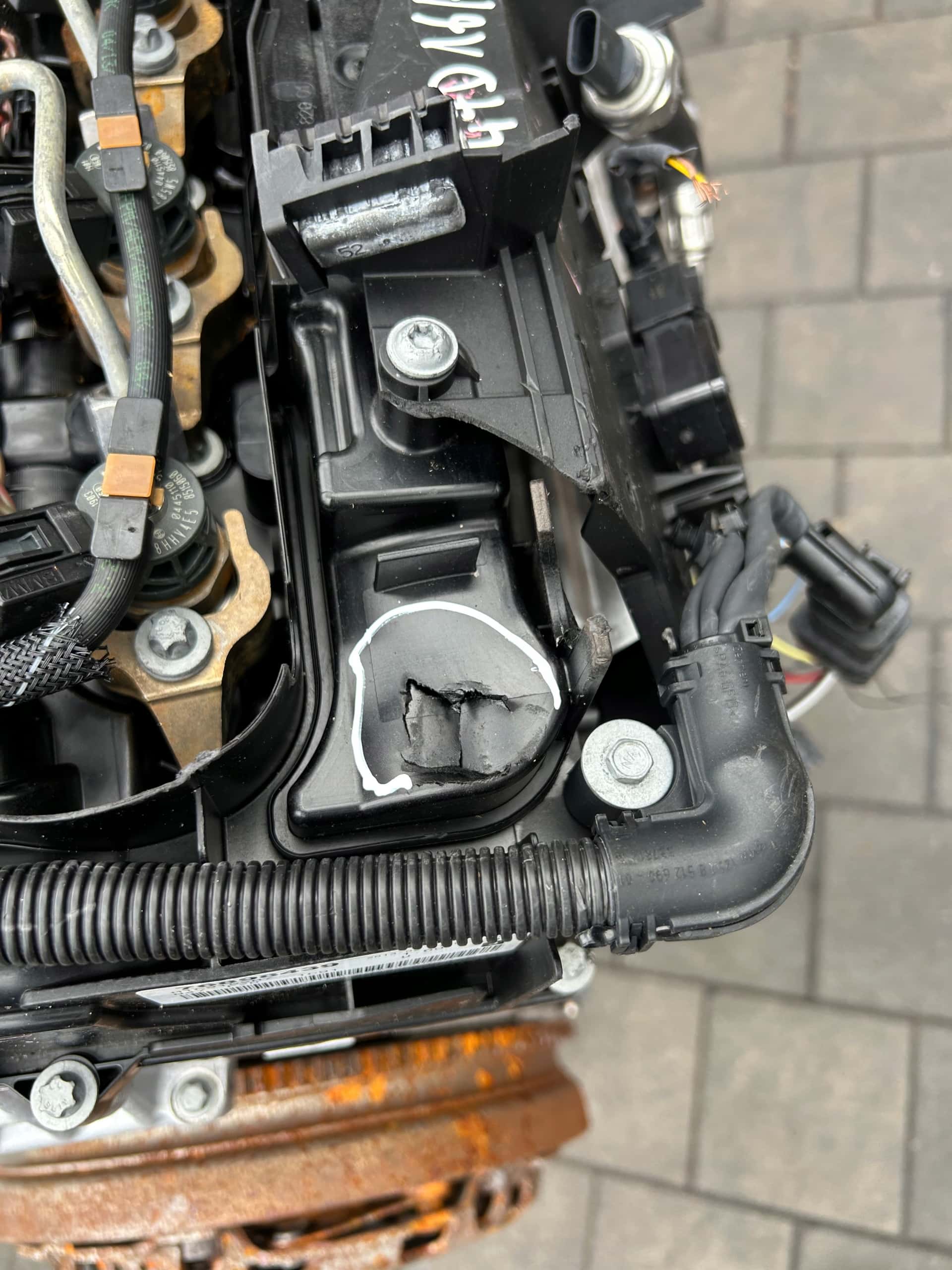 Moteur N47 D16 A vue 15