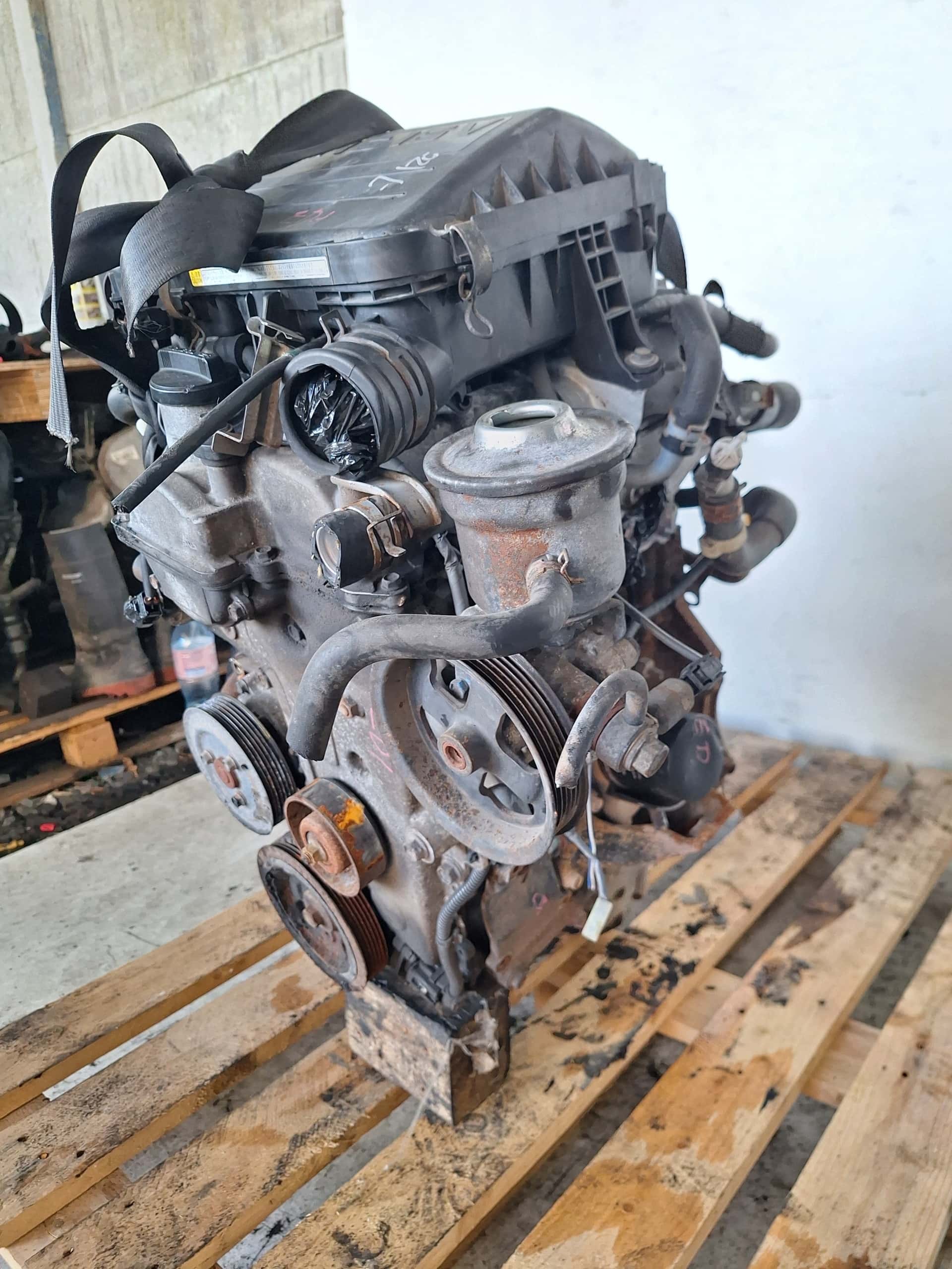Moteur 3SZ-VE vue 11