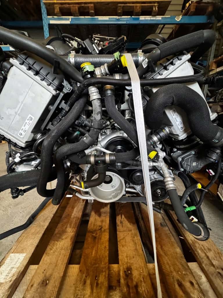 Moteur S68 B44 A vue 2