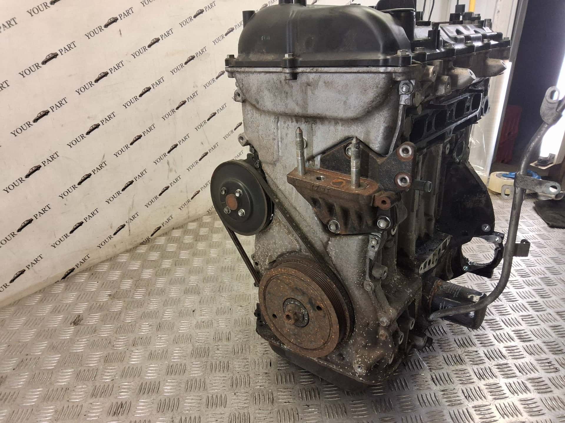 Moteur 4N13 vue 4