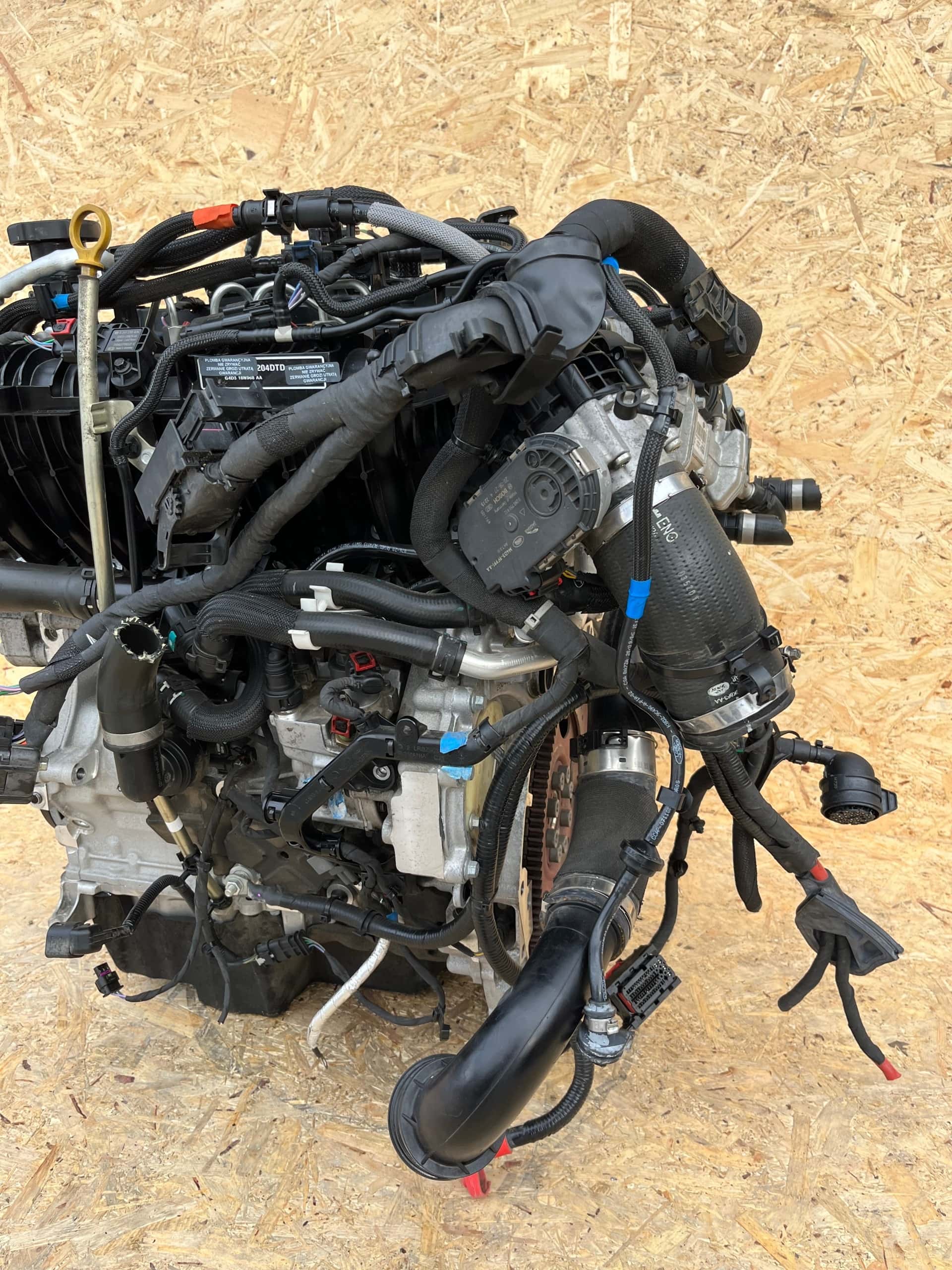 Moteur 204DTD(AJ21D4) vue 5
