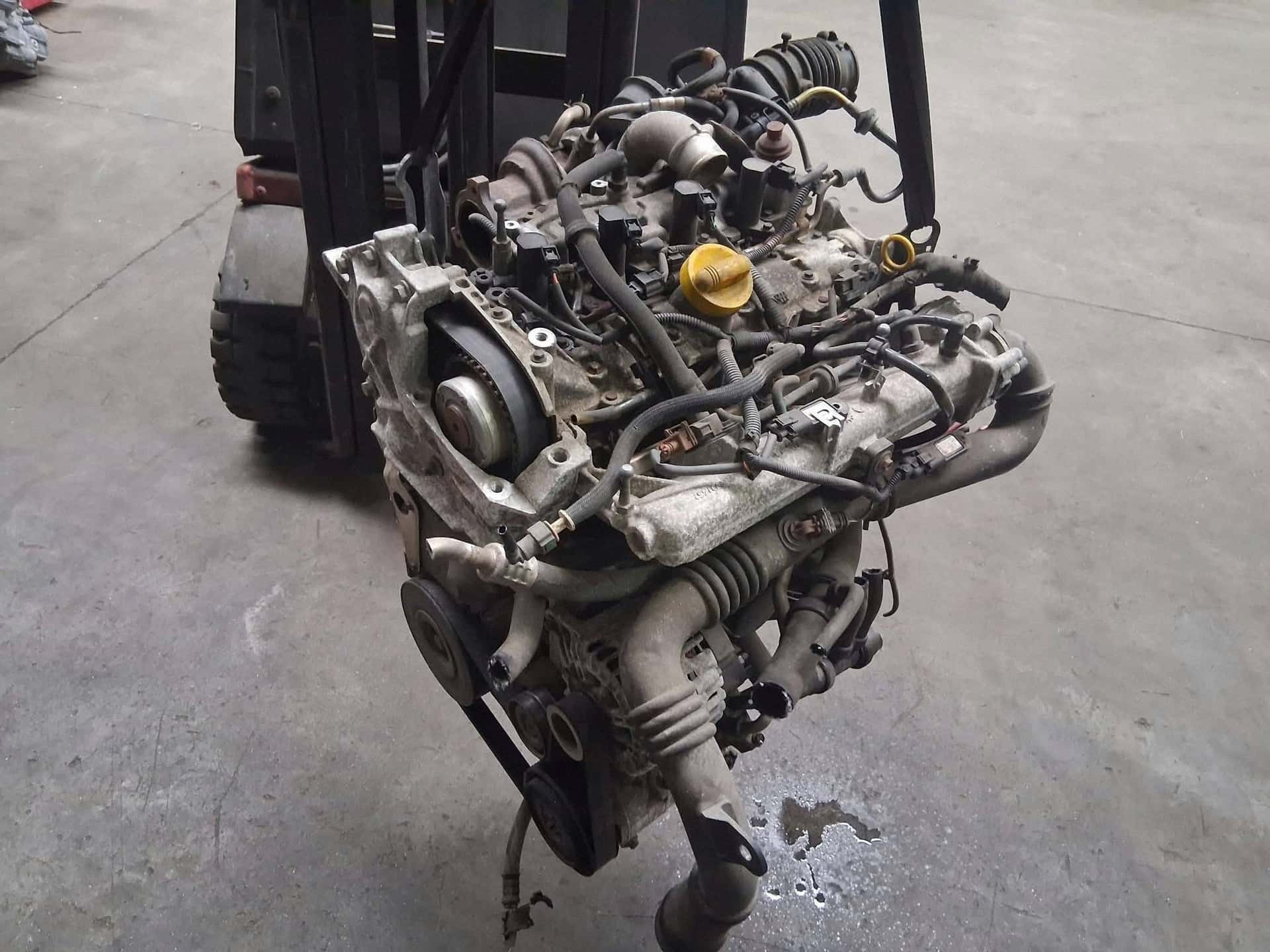 Moteur F4R 870 vue 4