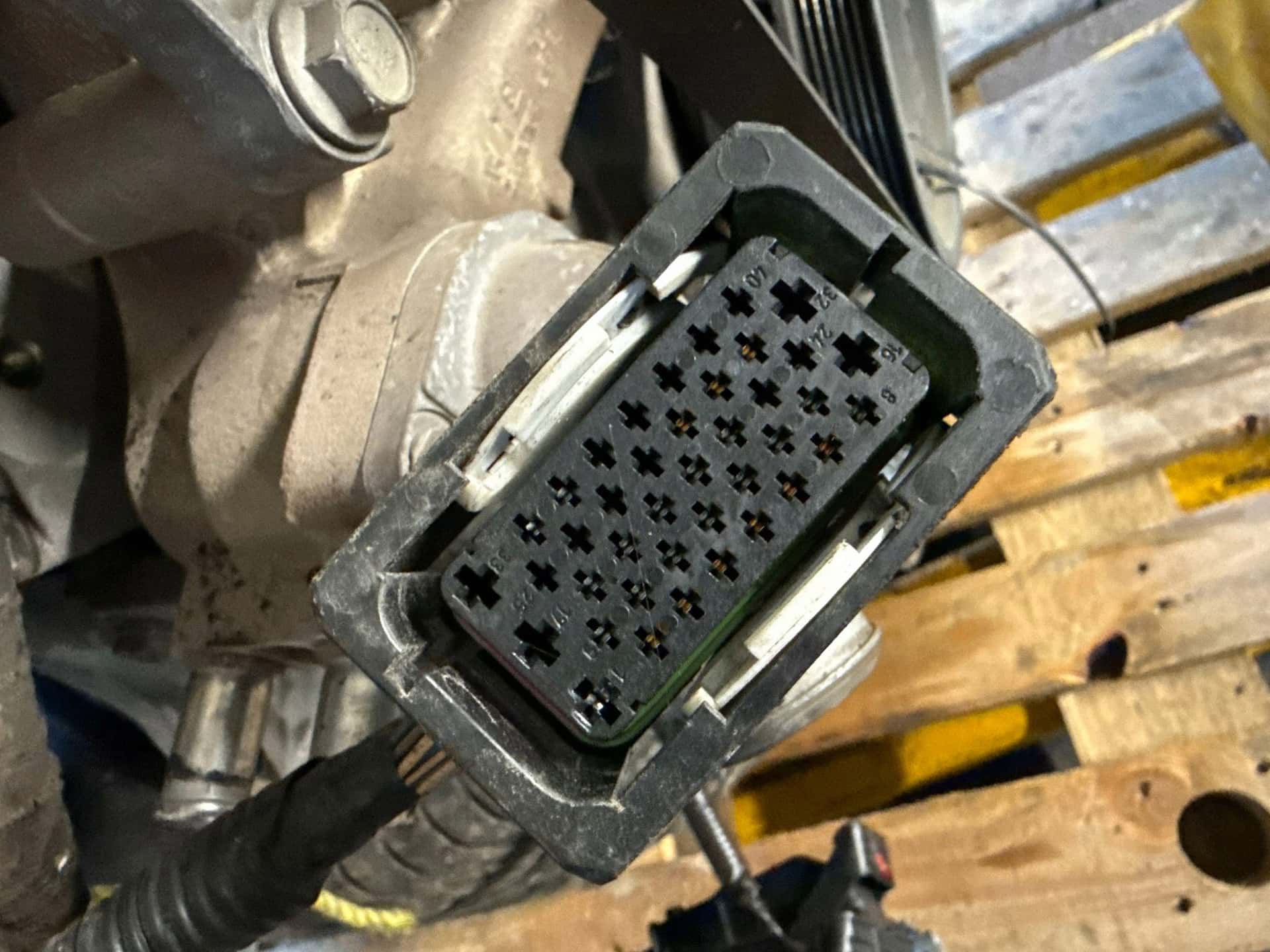 Moteur L99(376CUV8) vue 5