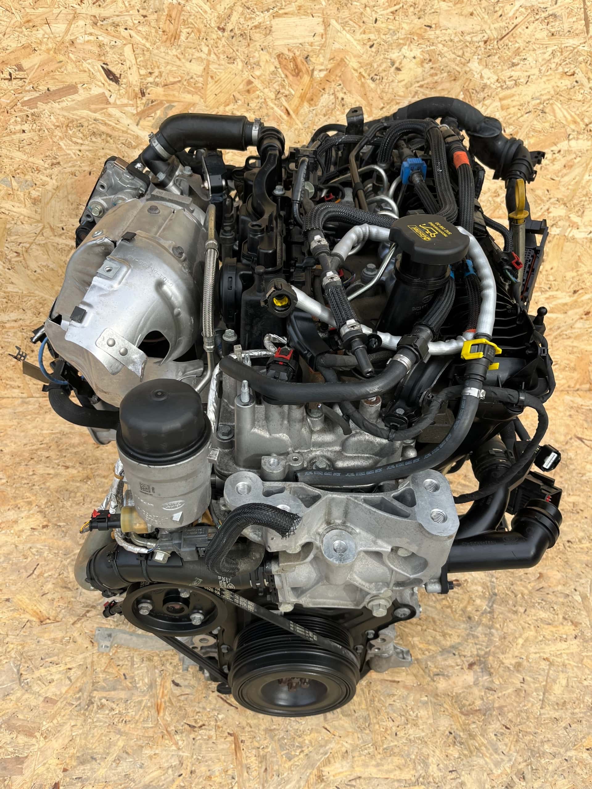Moteur 204DTD(AJ21D4) vue 7