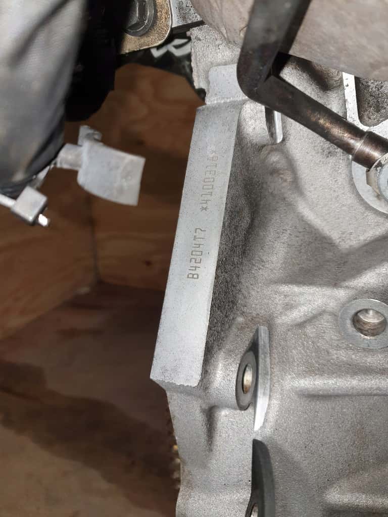Moteur B 4204 T7 vue 5