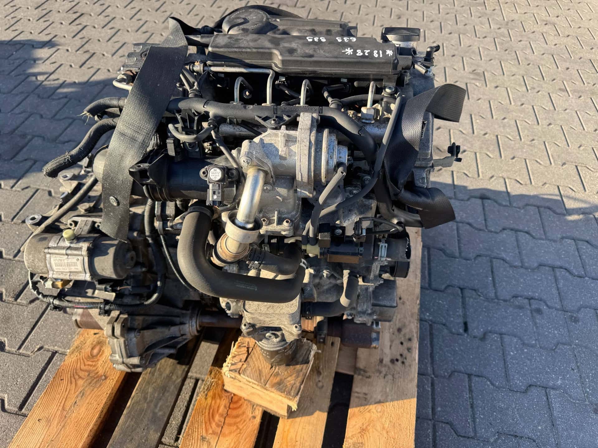 Moteur 4A90 vue 5