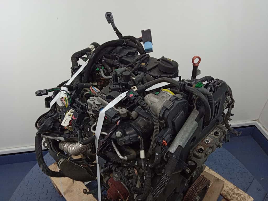 Moteur 8HP (DV4C) vue 3
