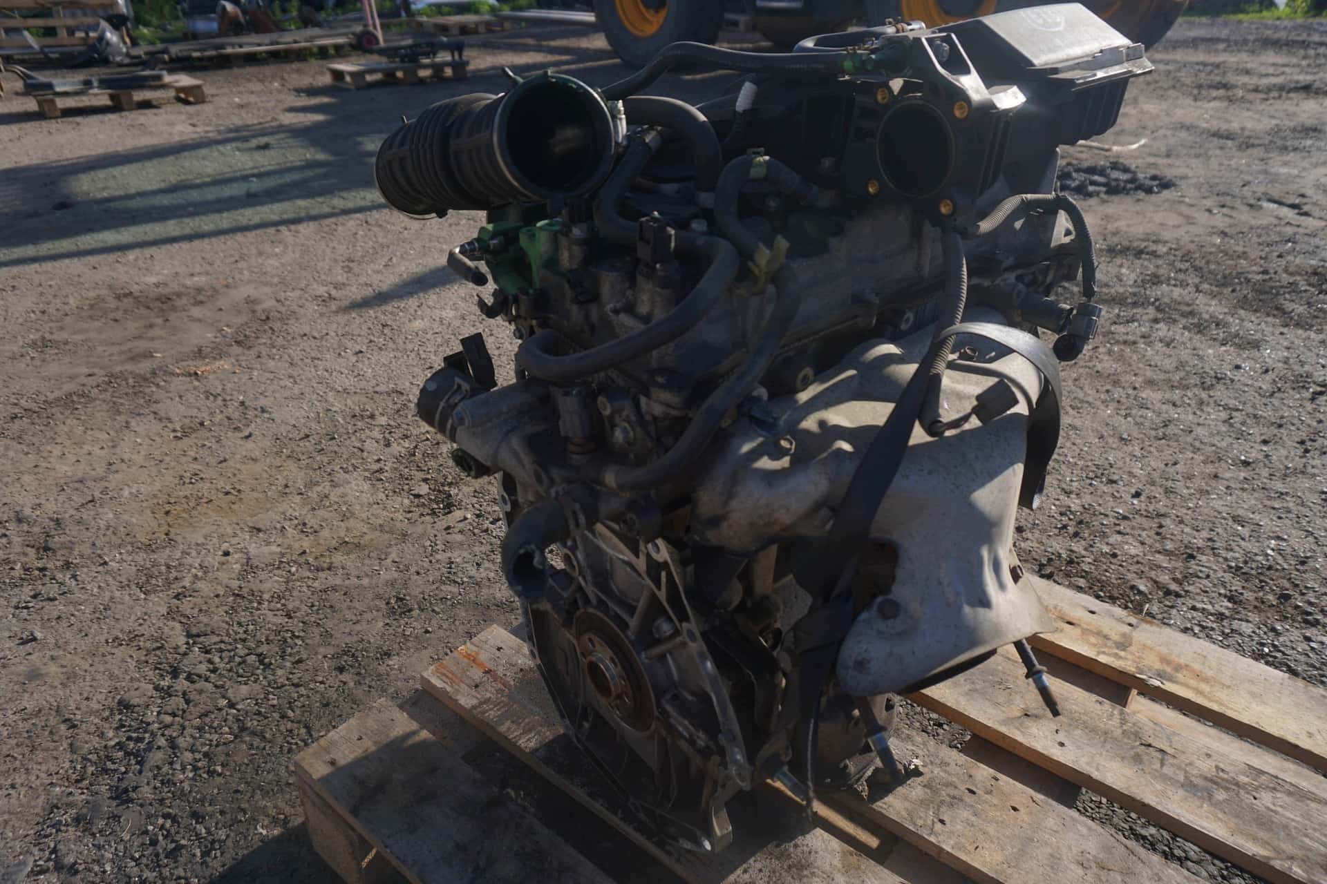 Moteur HR16DE vue 2