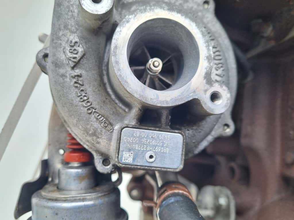 Moteur K9K 837 vue 5
