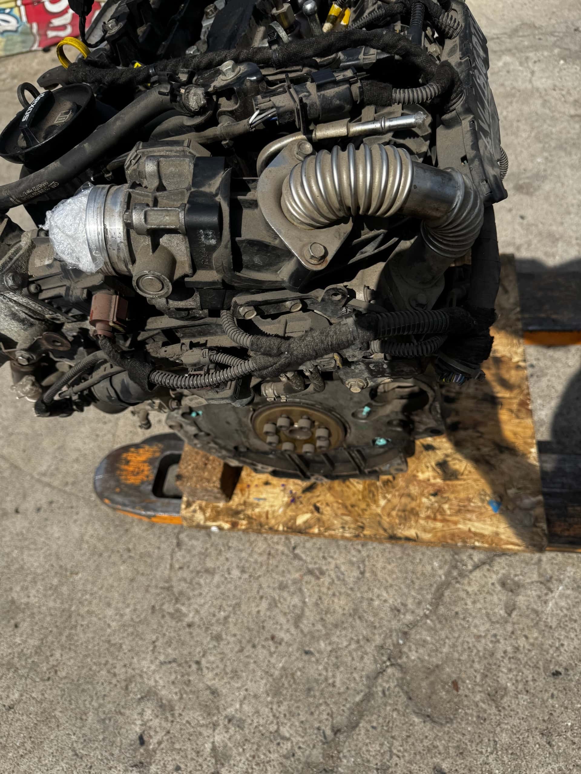 Moteur B 16 DTH vue 2