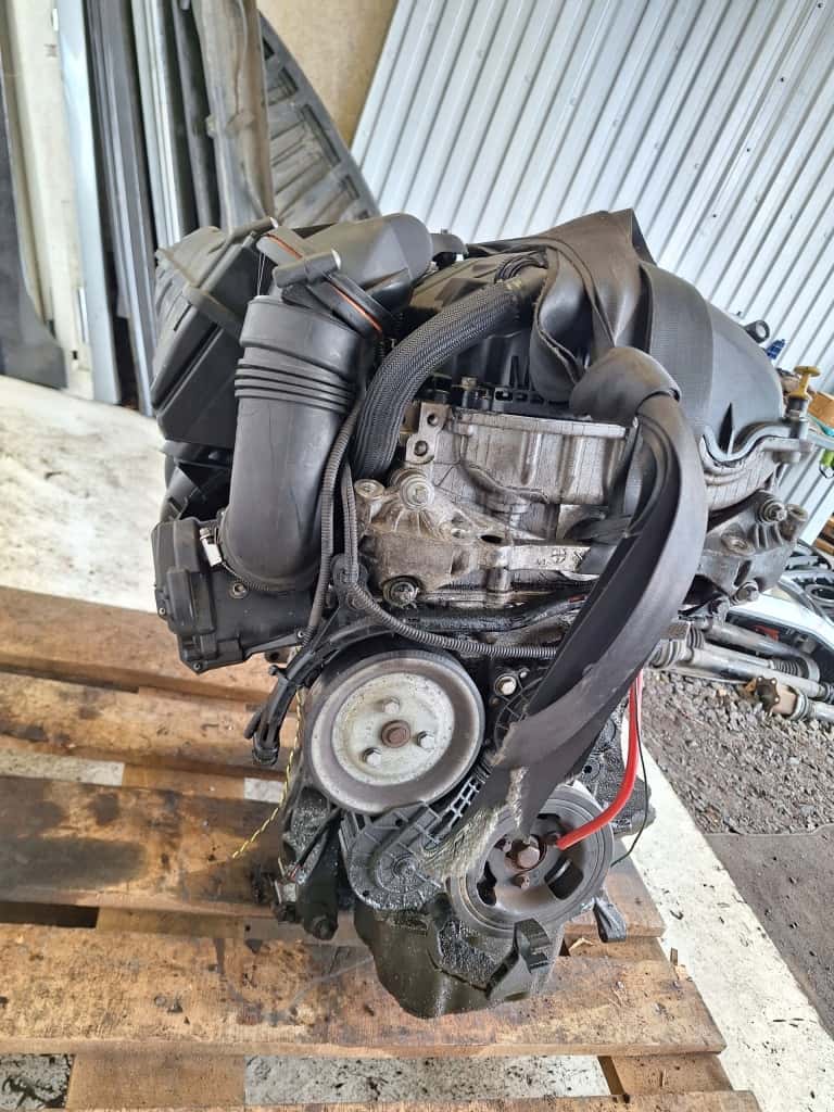 Moteur N16 B16 A vue 3