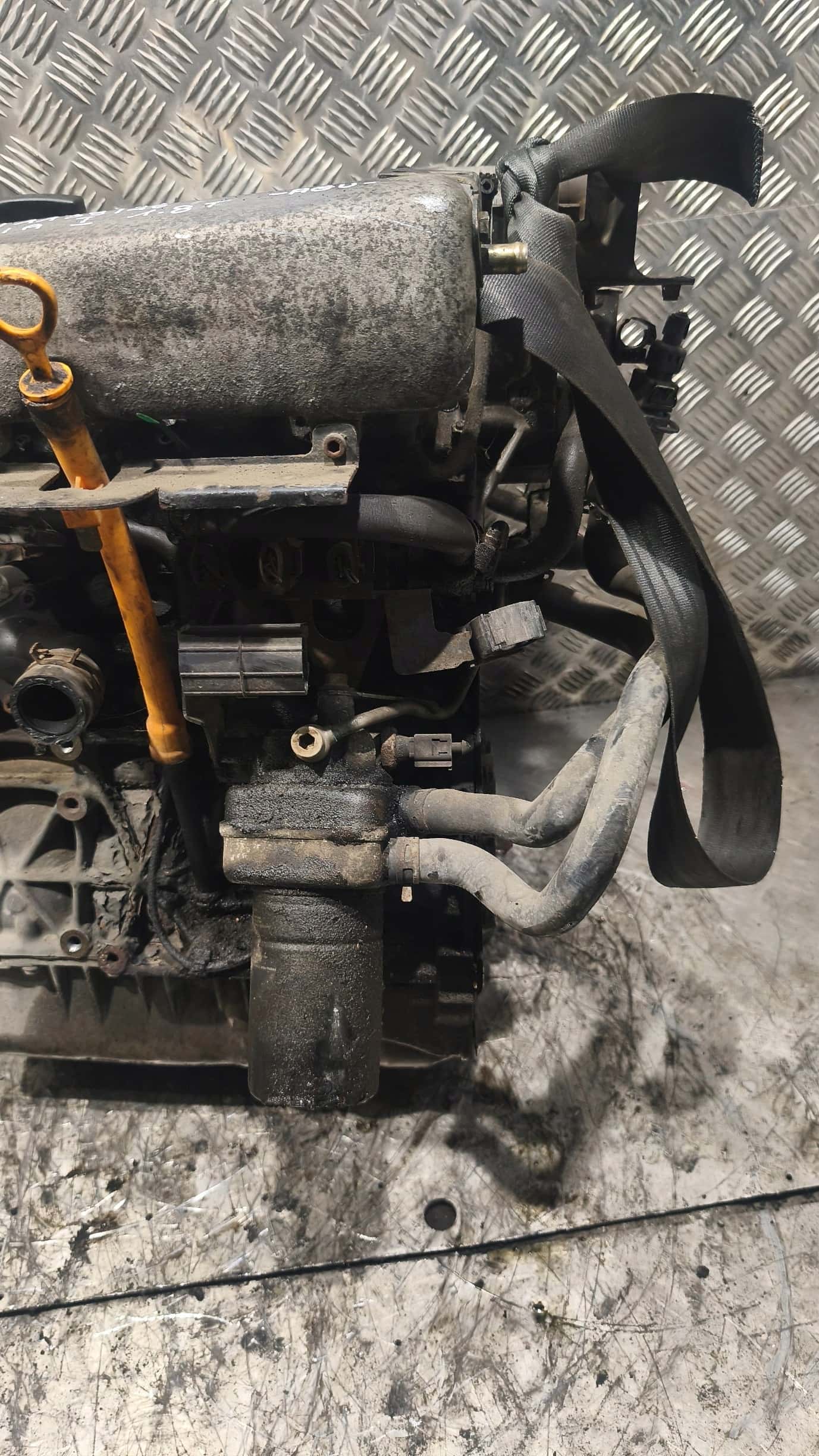 Moteur AGU vue 14