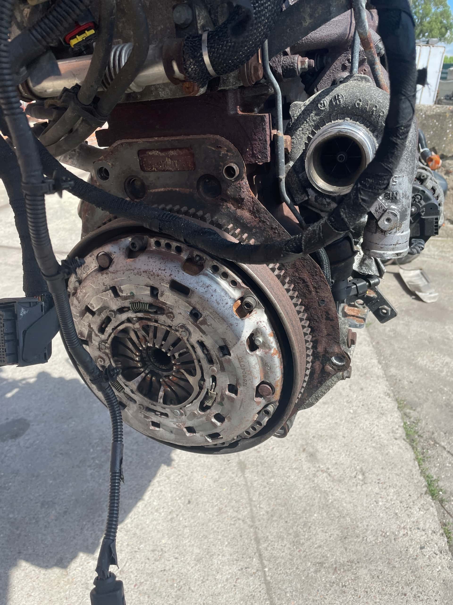 Moteur F1CE3481E vue 3