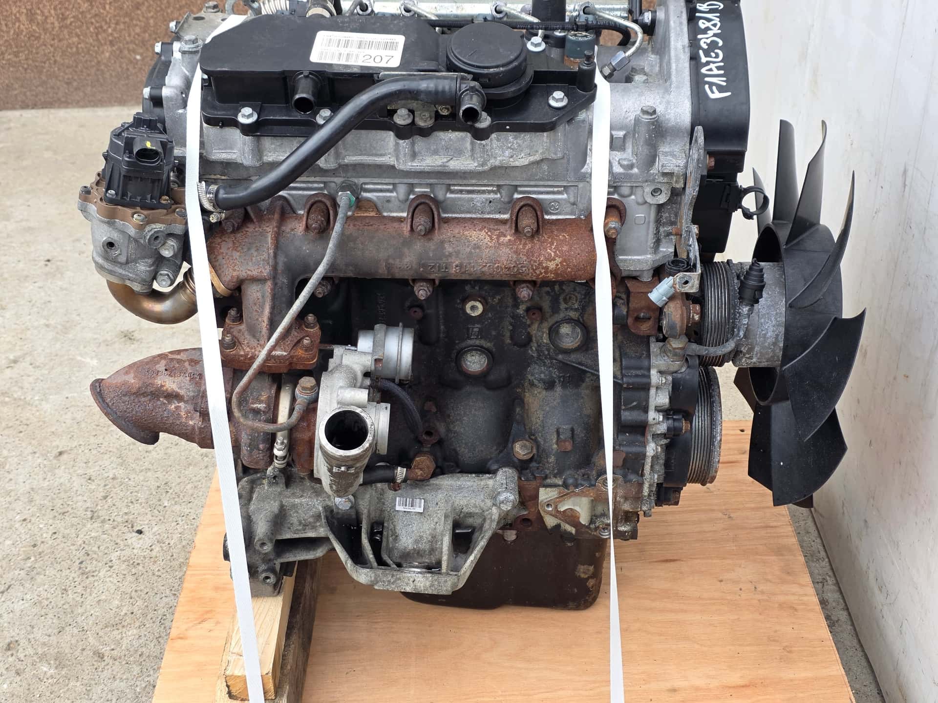 Moteur F1AE3481B vue 12