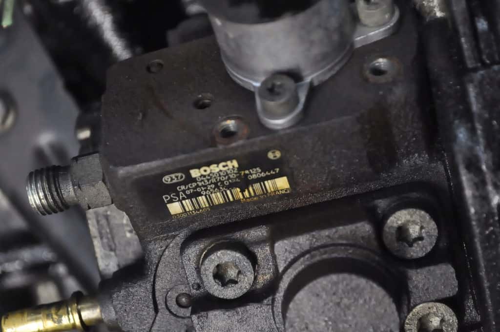 Moteur 9HV (DV6TED4BU) vue 2