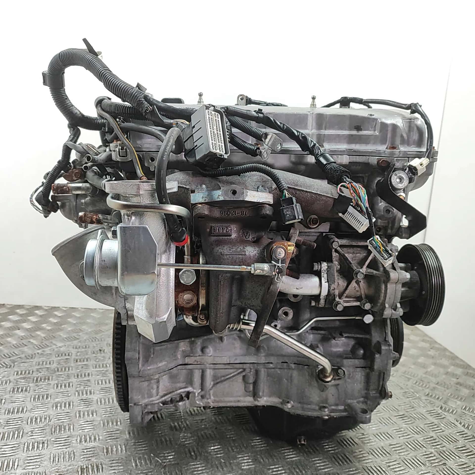 Moteur 4B11 vue 4