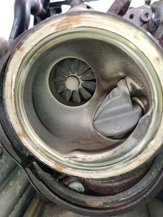 Moteur N63 B44 D vue 2