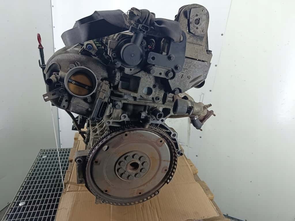 Moteur B 5244 S vue 3