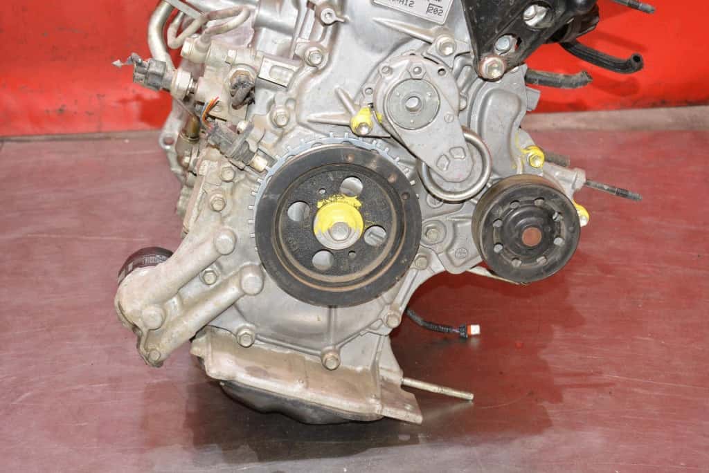 Moteur 8NR-FTS vue 7
