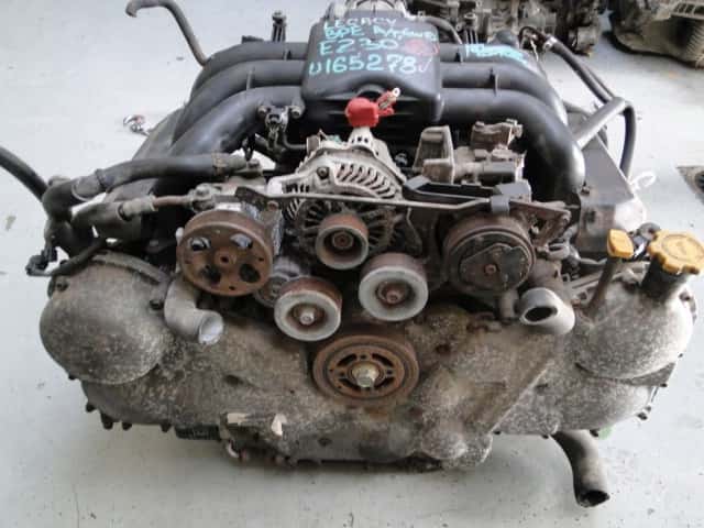 Moteur EZ30 vue 2