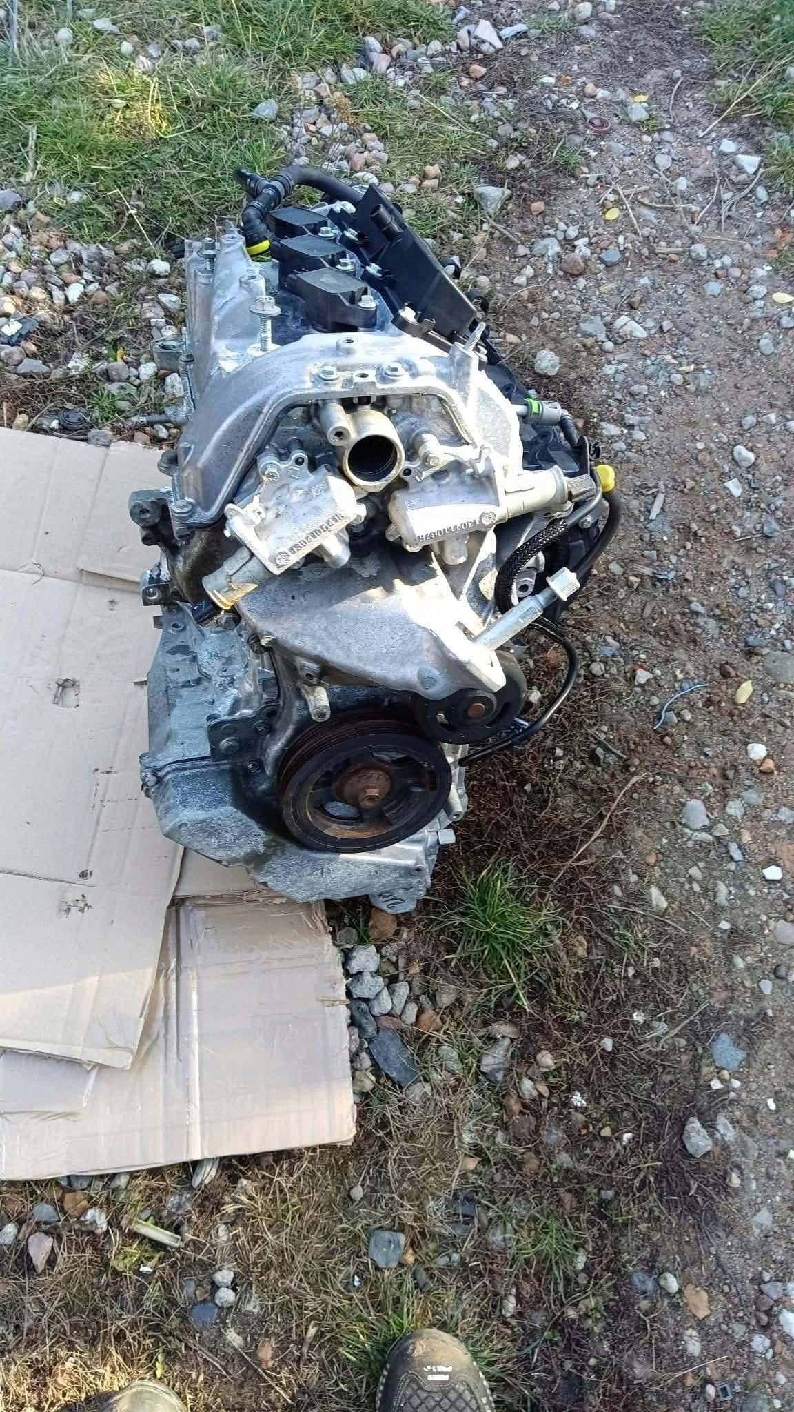 Moteur B4D 403 vue 2