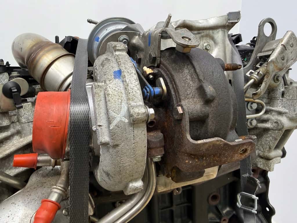 Moteur M9R 814 vue 6
